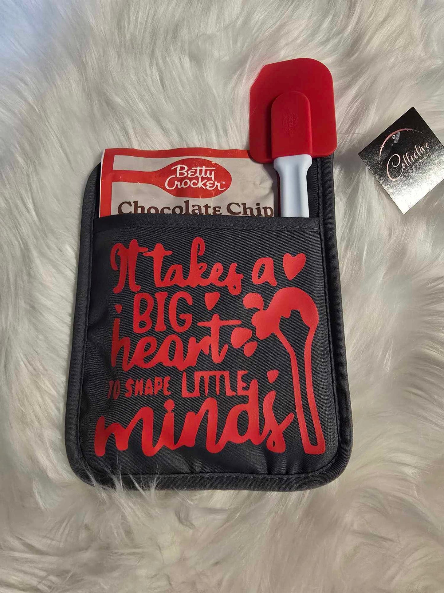 Holiday Oven Mitt-It Takes A Big Heart