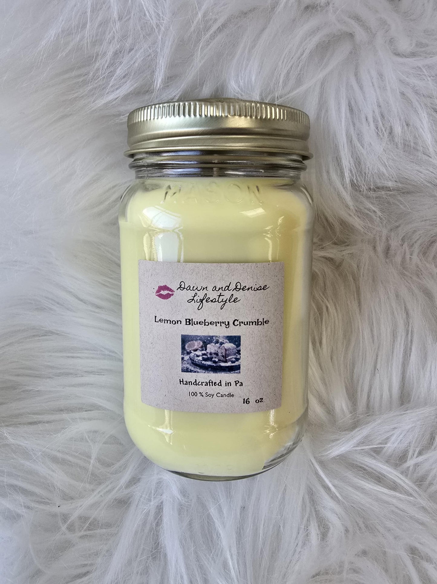 Handmade Candle 16oz-Lemon Blueberry Crumble