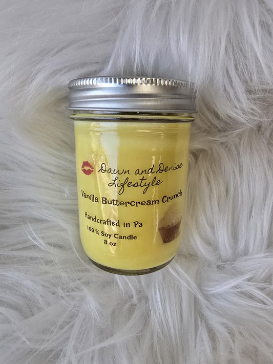 Handmade Candle 8oz-Vanilla Buttercream Crunch